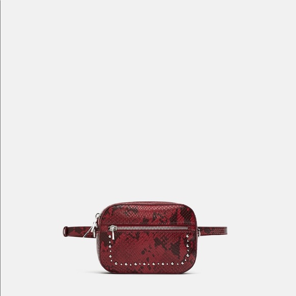 Zara Handbags - Zara Crossbody or waist bag
